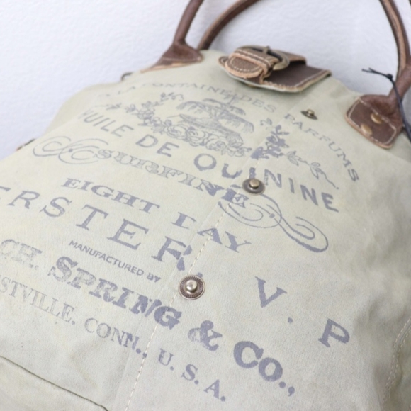 💥ONE LEFT💥Gerster Shoulder Bag; upcycled canvas, genuine leather - Picture 7 of 10